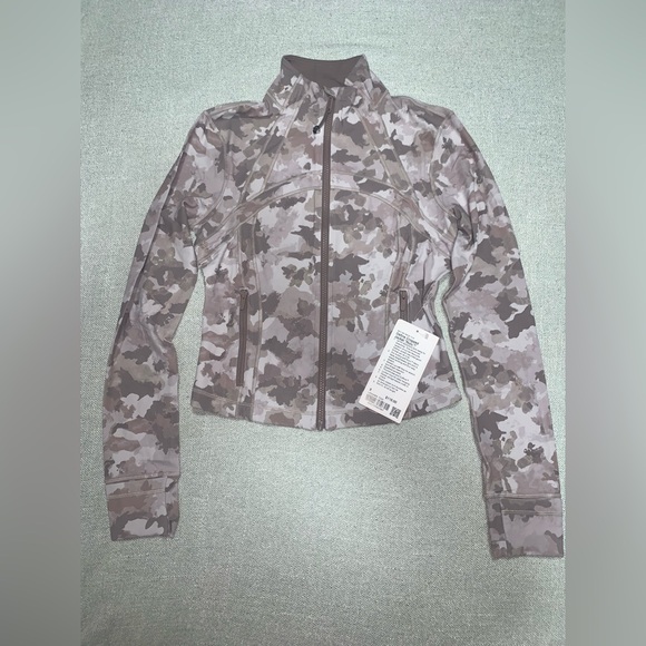 Lululemon NWT Define Cropped Jacket Nulu 8 Thawed Camo Warm Ash Grey Multi - Picture 1 of 14